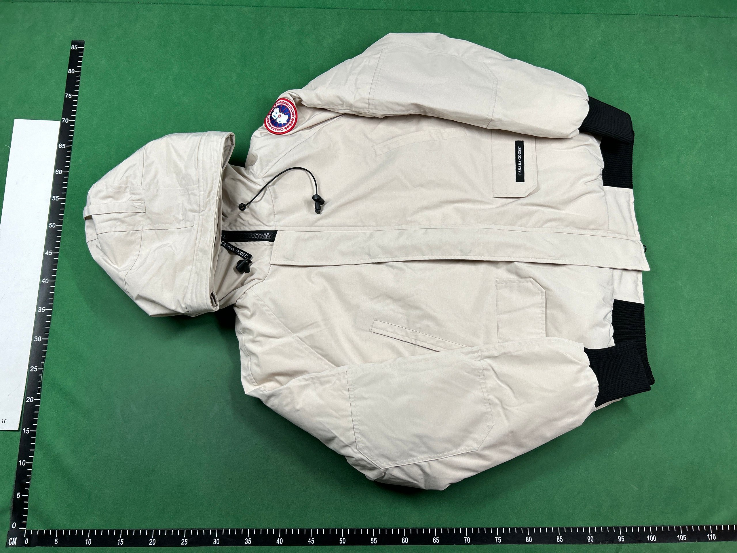  canada goose down jacket  - 3