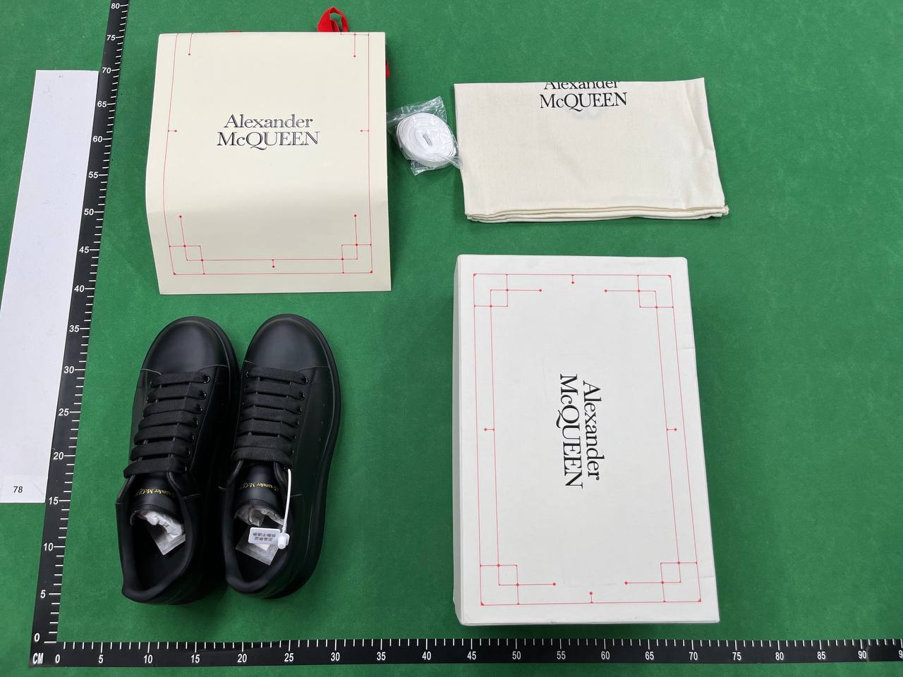 Alexander McQueen - 4