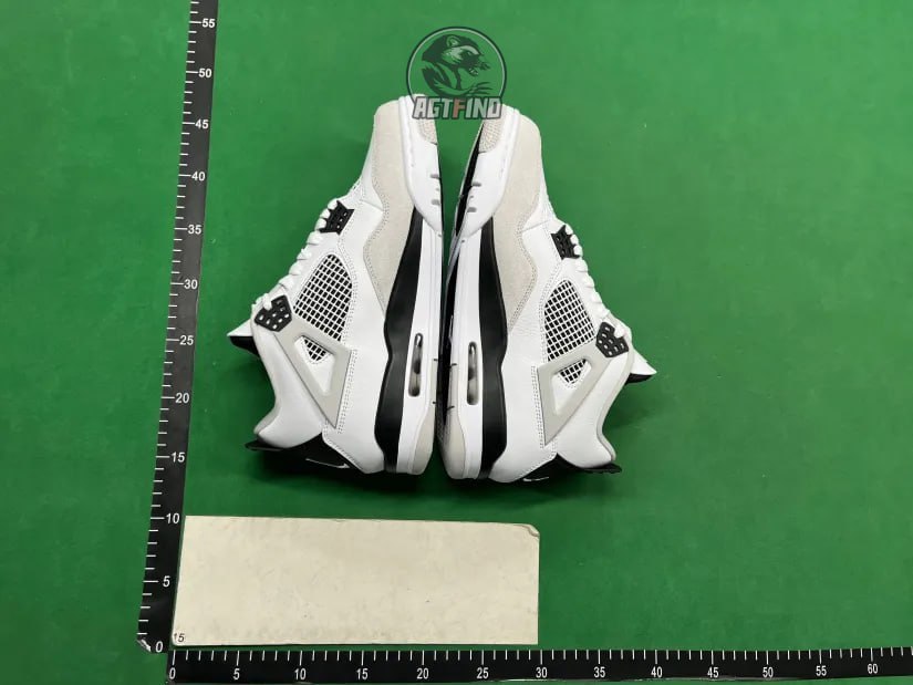Nike AJ4 - 3