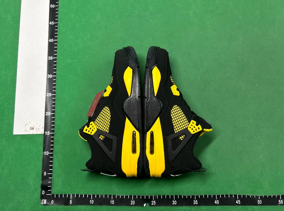 Nike Air Jordan 4 （20+） - 2