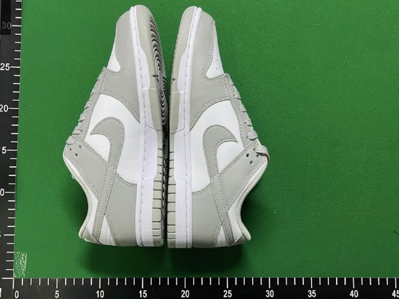  Nike Dunk Shoes - 3