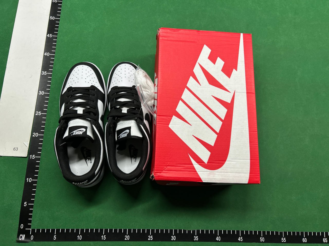  Nike Dunk Shoes - 2