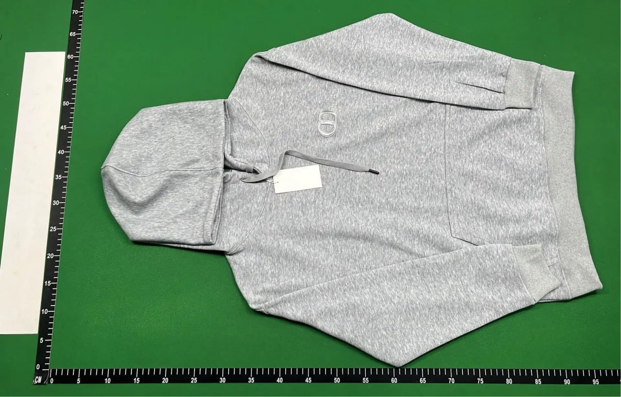 Dior hoodie  (28  CP) - 2