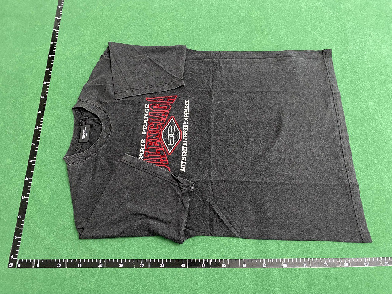  Balenciaga T-Shirt  - 2