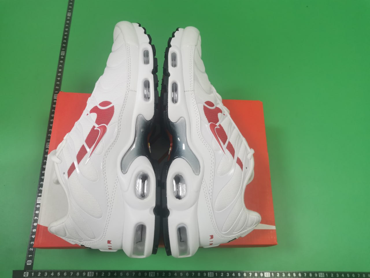 BF  NIKE  TN - 3