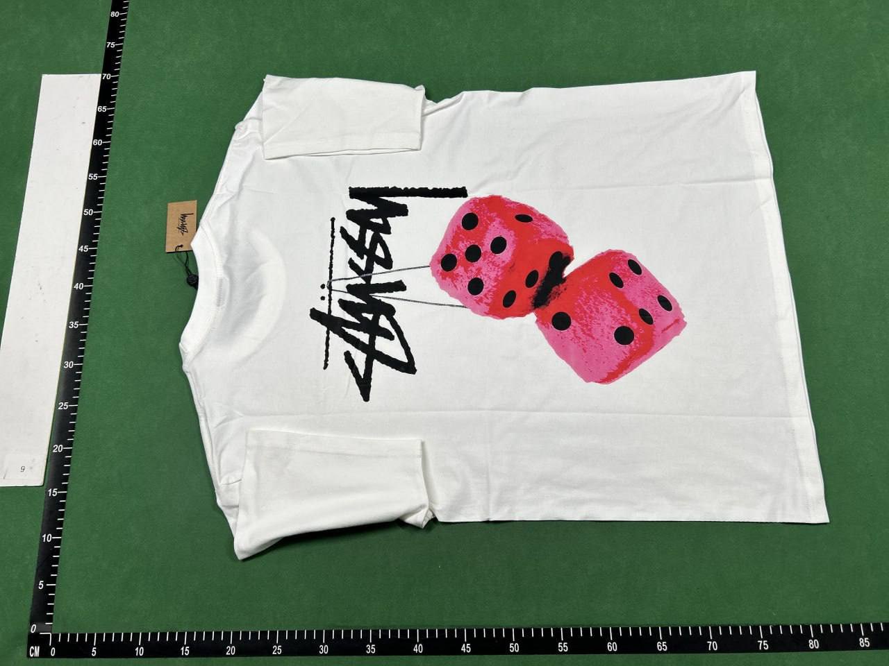 Stussy T-shirt    (40 CP) - 5