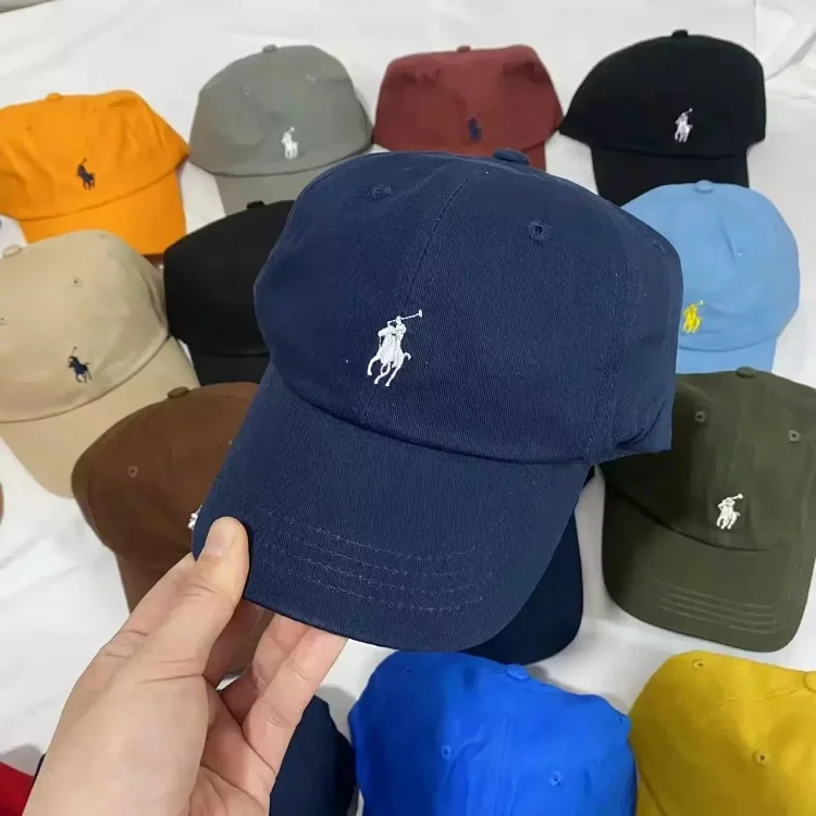 peaked cap         