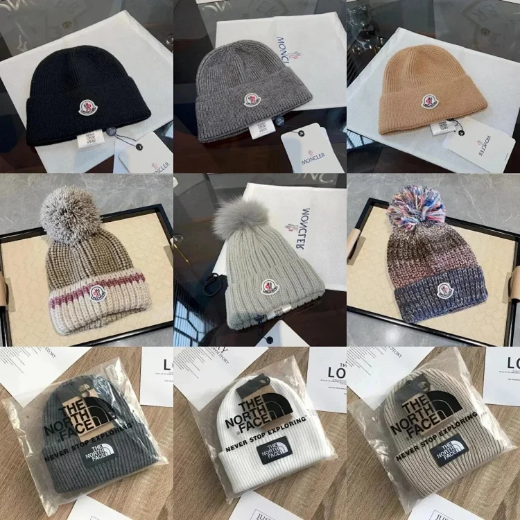 Moncler hat  (39 CP)