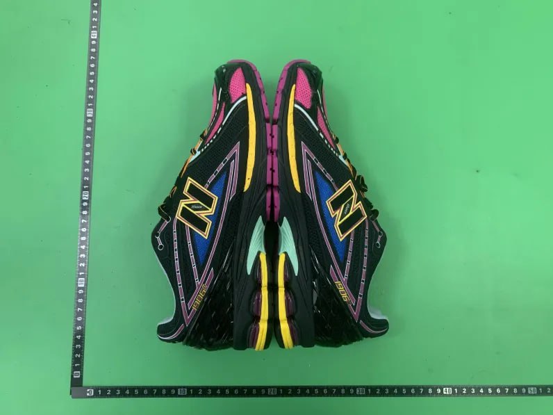 New Balance 19O6D - 5