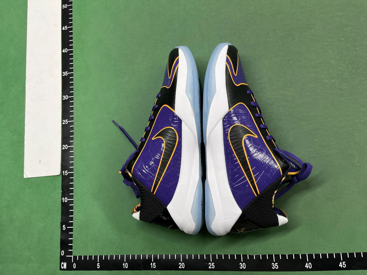  KOBE VI PROTRO - 4