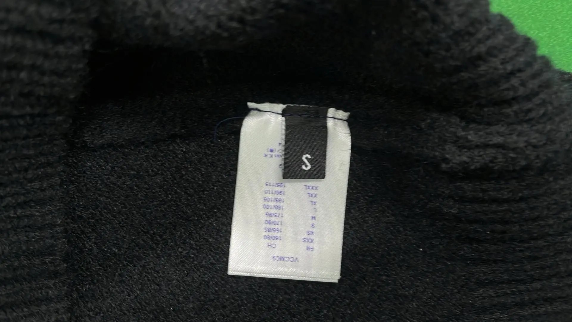 LV sweater - 5