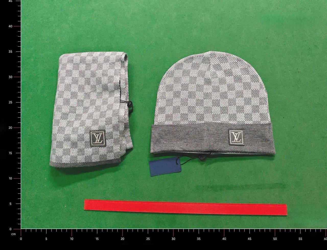 Louis Vuitton hat - 2