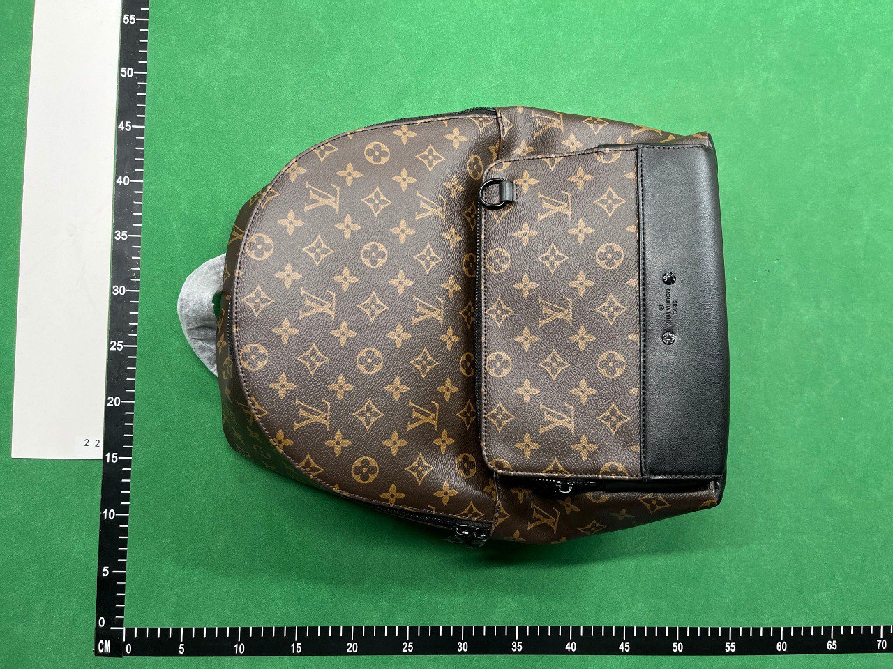 Louis Vuitton Bag                                                                                                         Louis Vuitton Bag                                                              - 2