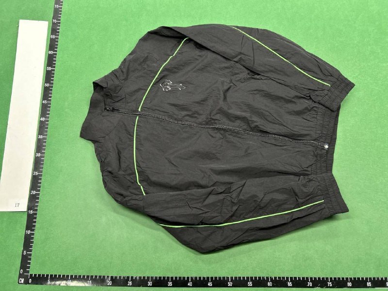 Trapstar tracksuit  (39 CP) ????Price:¥350 ≈ $48.61 - 4