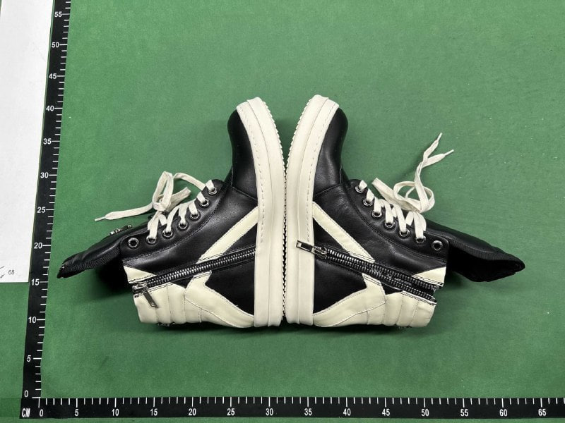 Rick on shoes   (40 CP) - 3