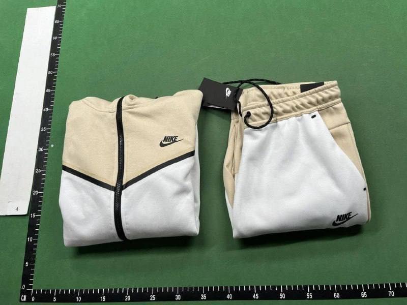 Nike Tech Fleece Full Zip Central set  (40 CP) - 3