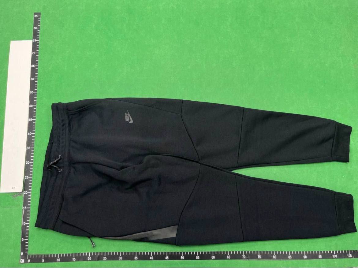  Nike suit  - 4