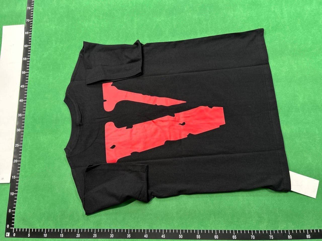 Vlone tee    (40 CP) - 4