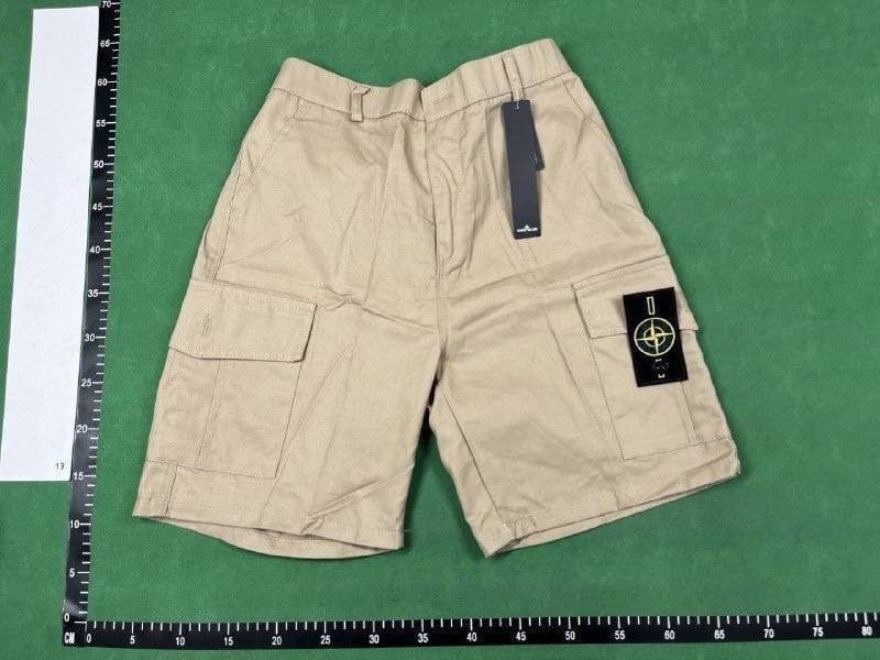 Stone island shorts    (40 CP) - 3