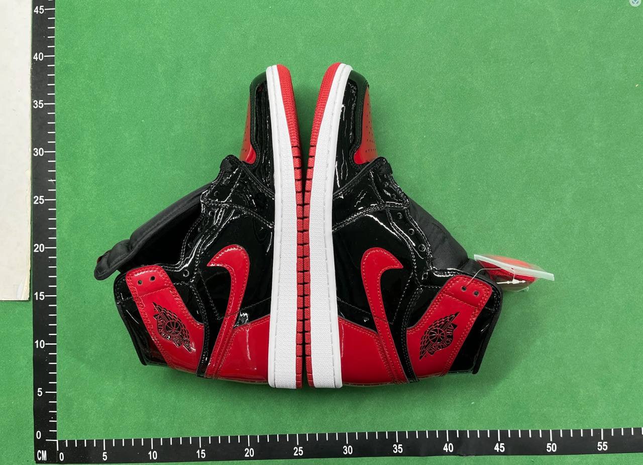  Air Jordan 1 high    (40 CP) - 4
