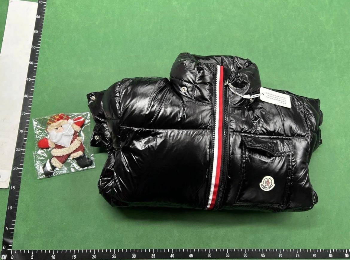 Moncler TNF Down jacket - 5