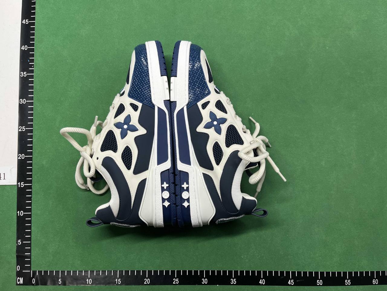  LV skate trainer - 3