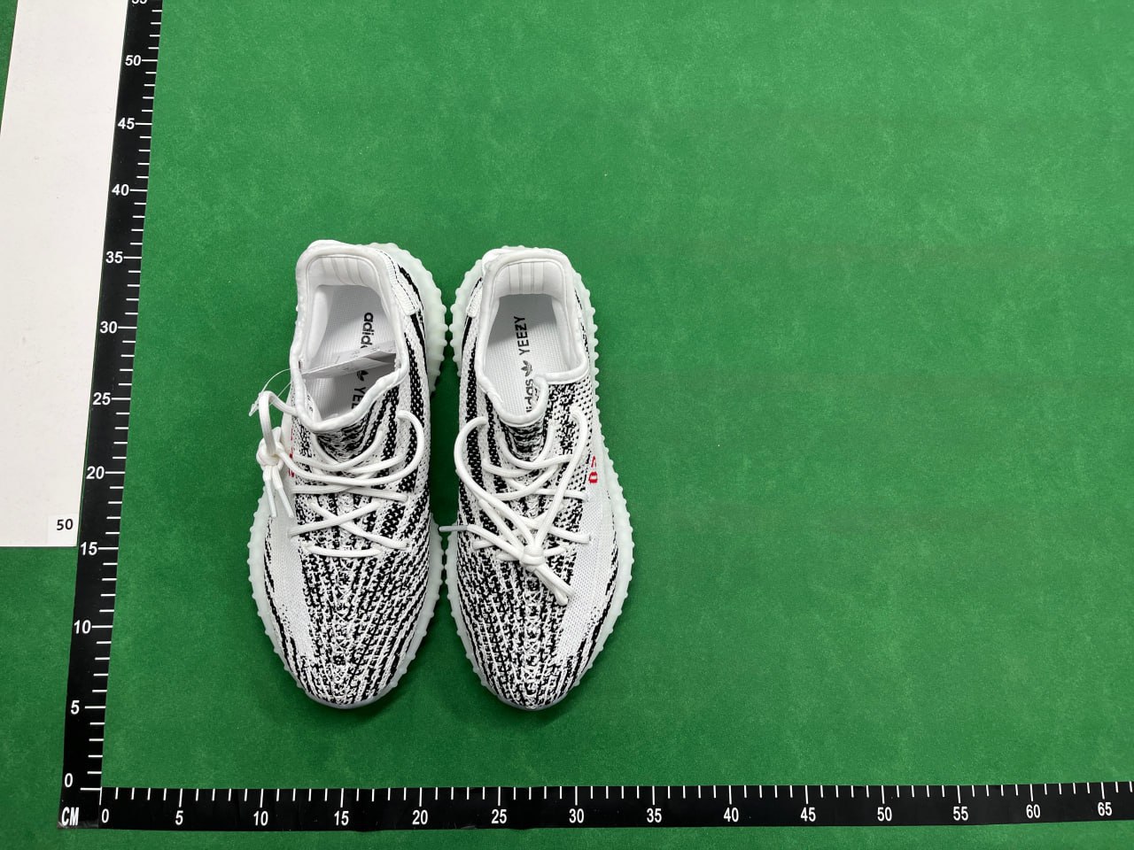 adidas originals Yeezy Boost 350 v2 - 2