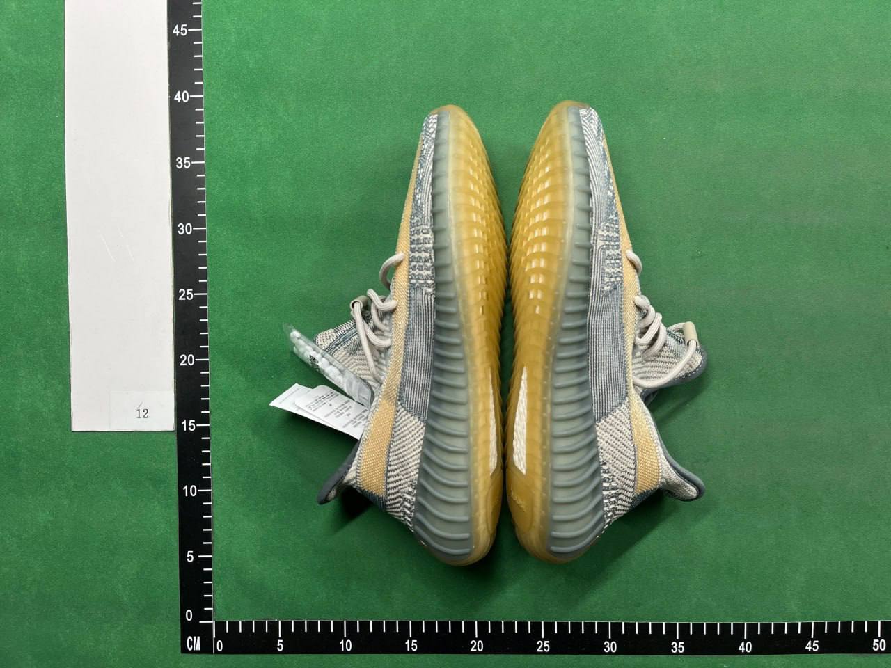 yeezy 350 v2  (20 colors) - 2