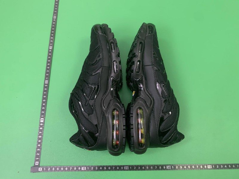 NIKE TN - 4