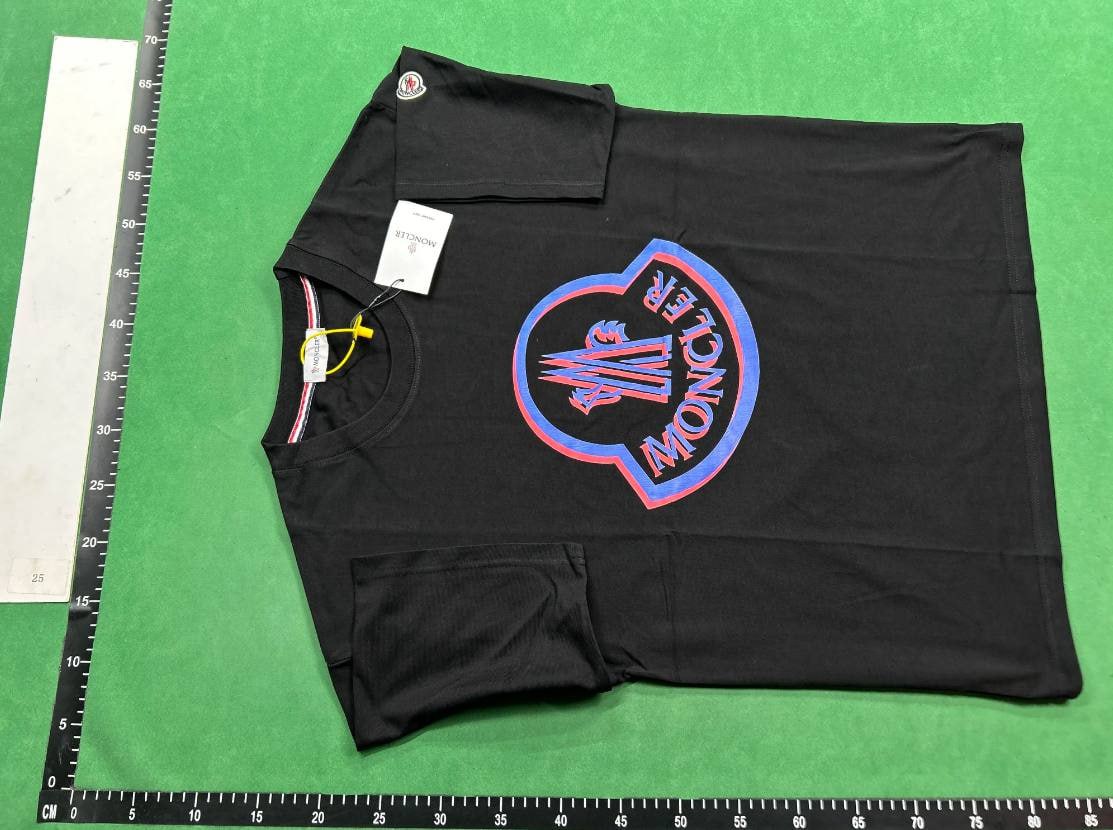 Moncler tee - 2
