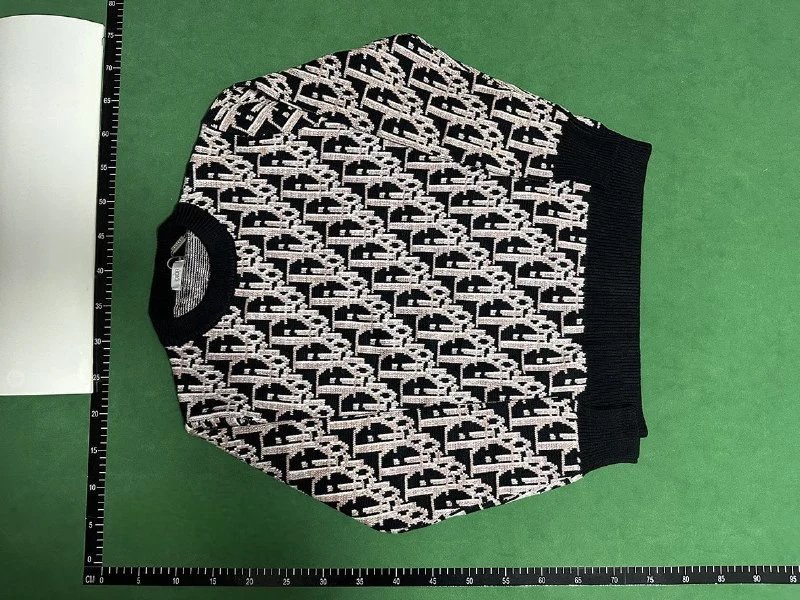 Sweaters（many brand） - 3