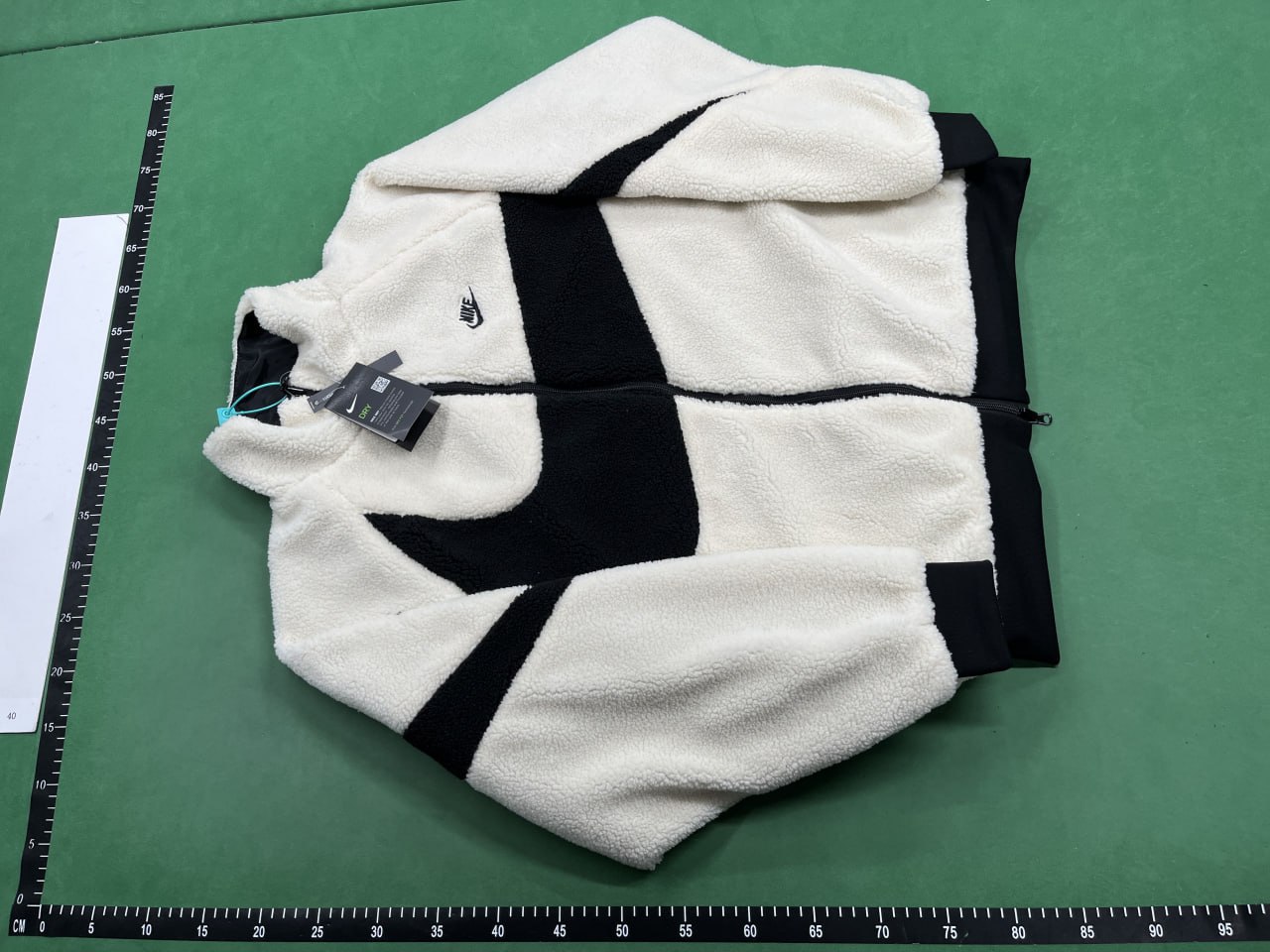 Nike cashmere sweater    - 2
