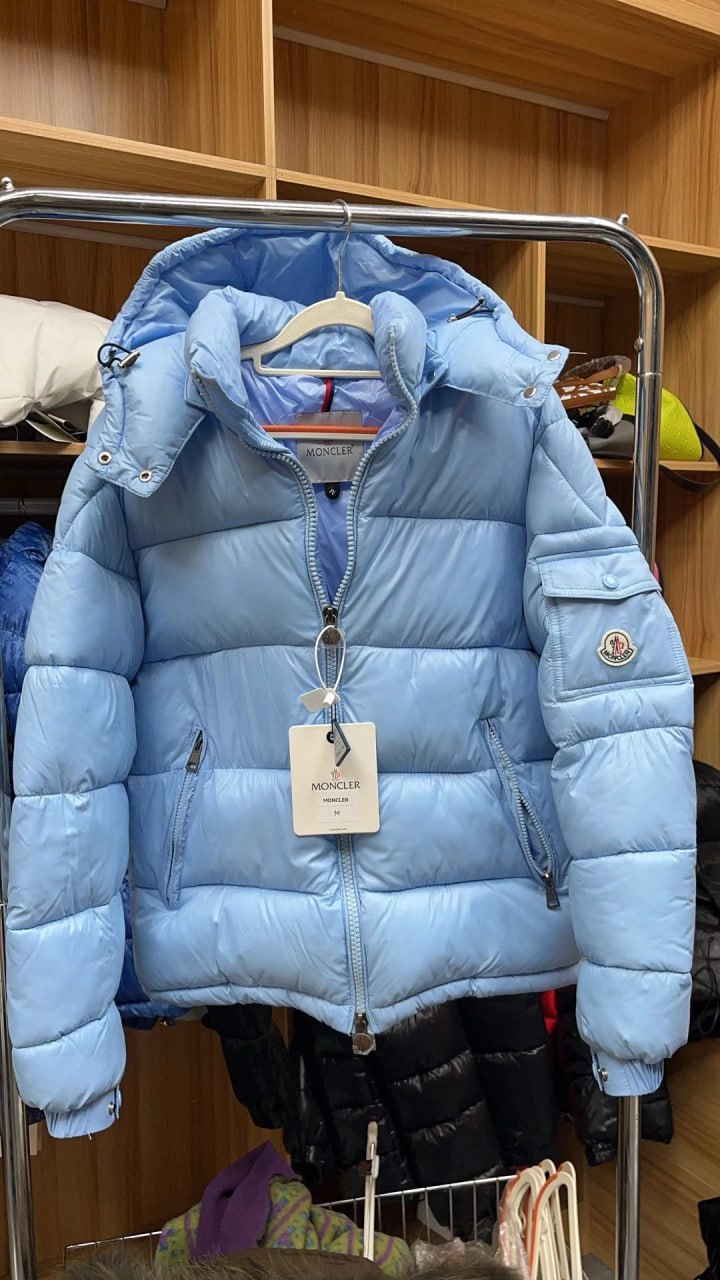  Moncler - 3