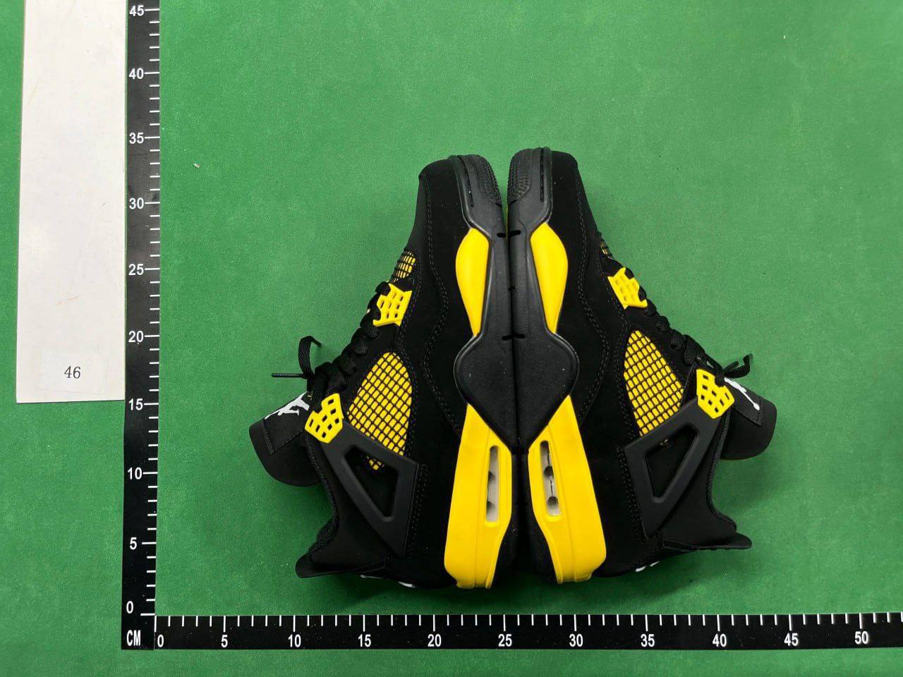 Air jordan 4  - 3