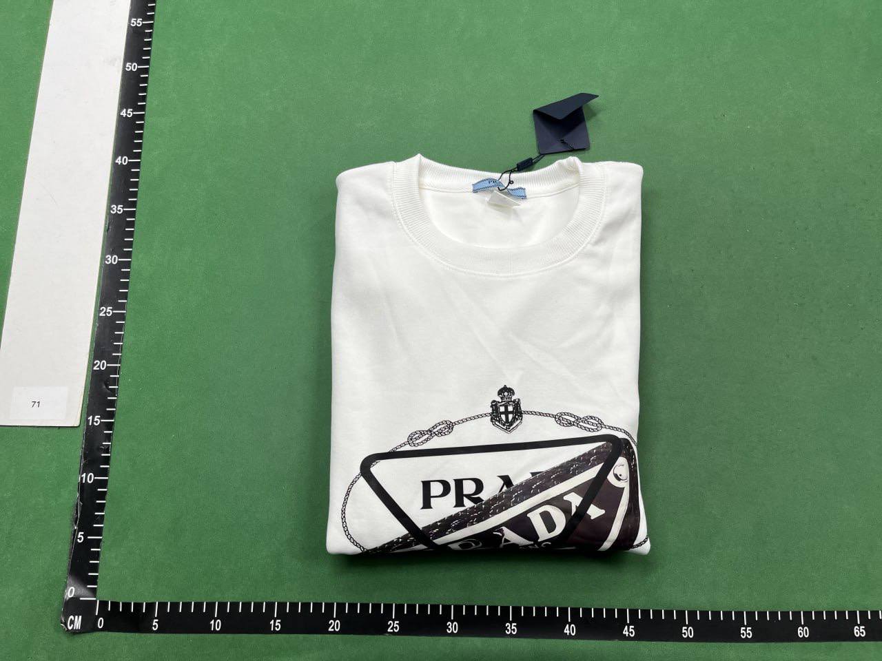  Prada sweater  - 4