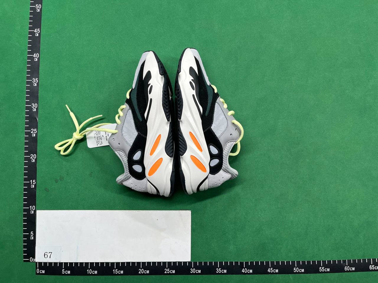 Yeezy boost 700 - 2