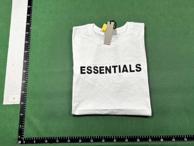 ESSENTIALS  Tee - 4