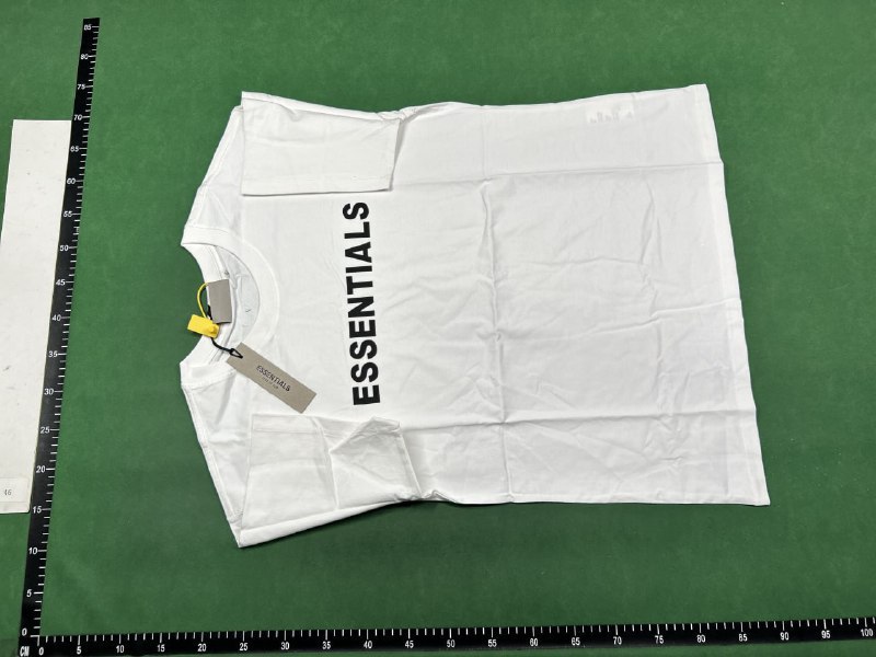 ESSENTIALS  Tee - 2