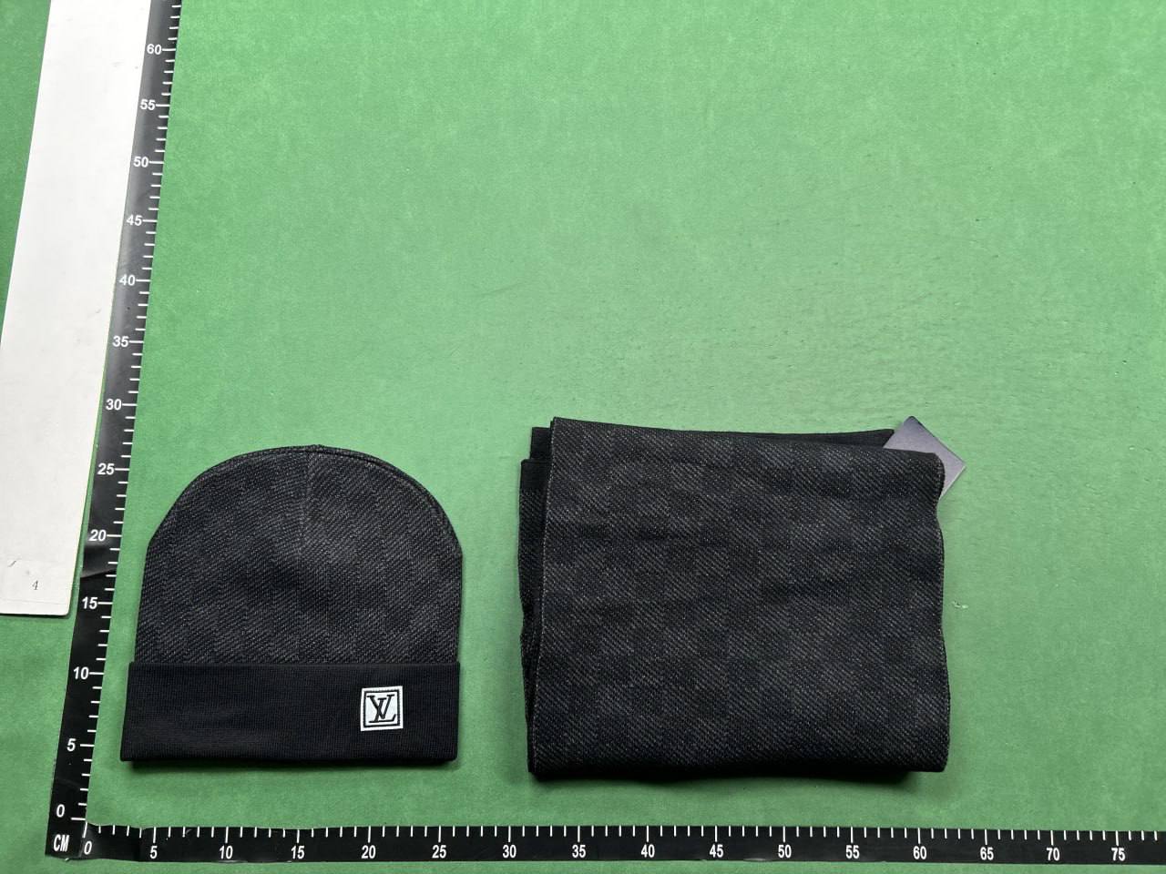Lv Scarf  hat - 2