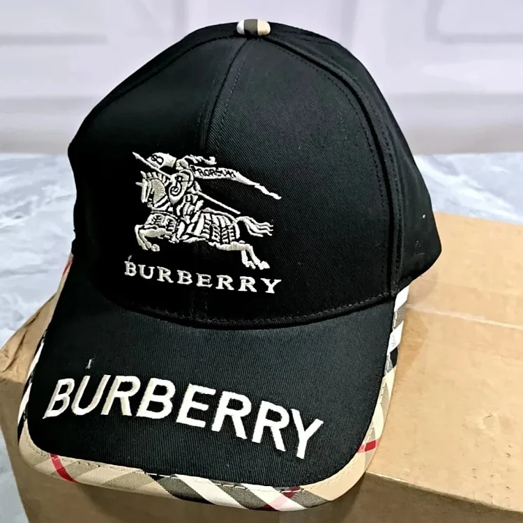  Burberry Cap