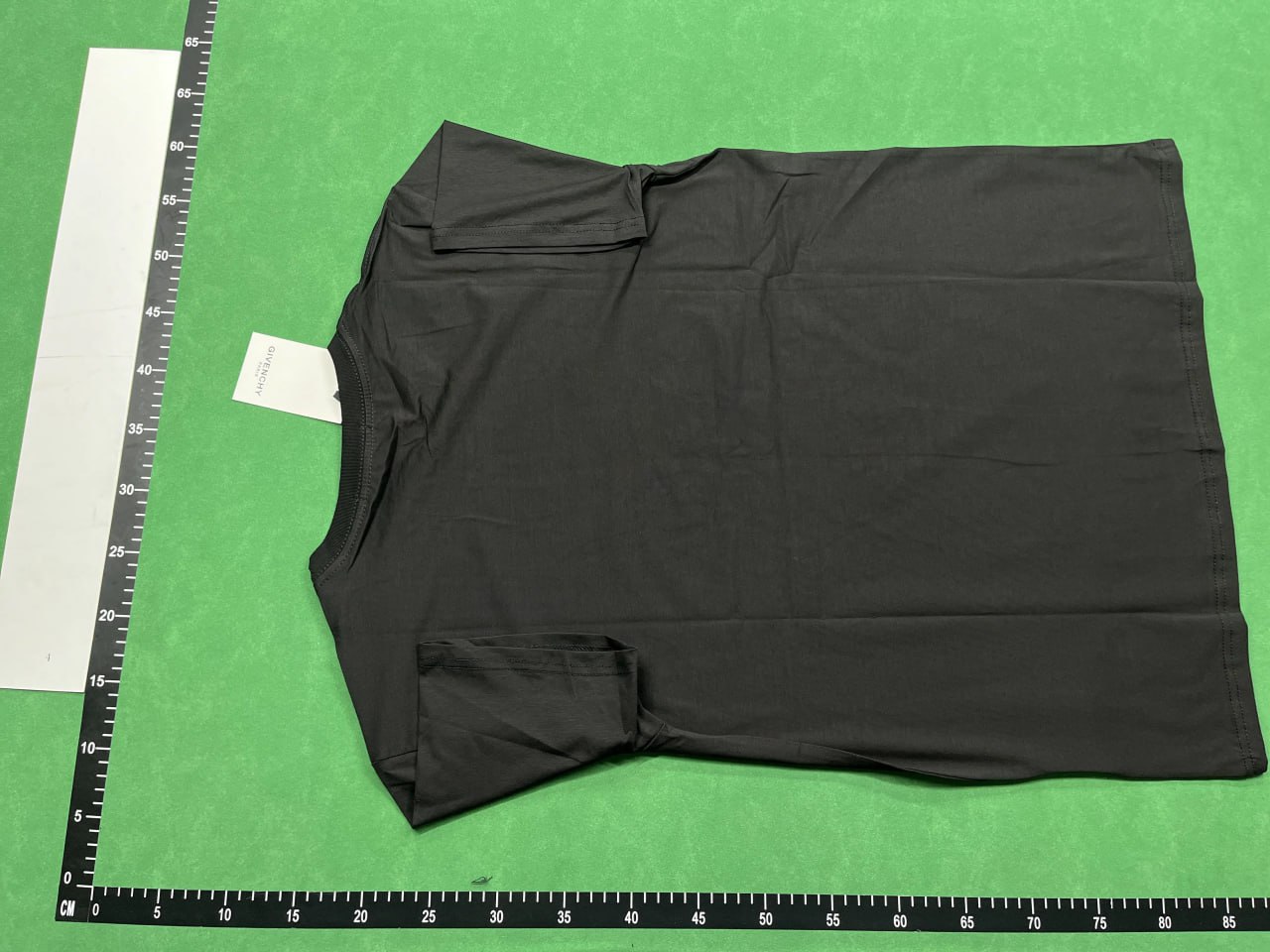 Givenchy T-Shirt - 3