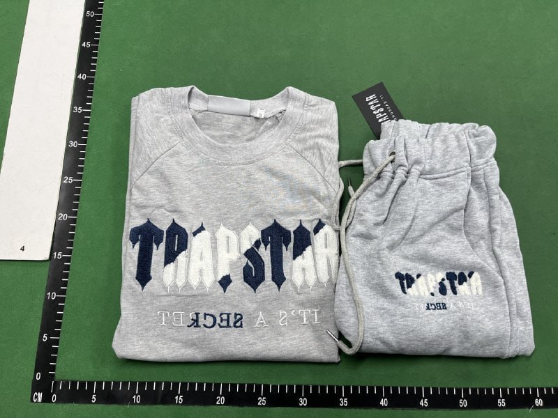 CONJUNTO  TRAPSTAR - 3