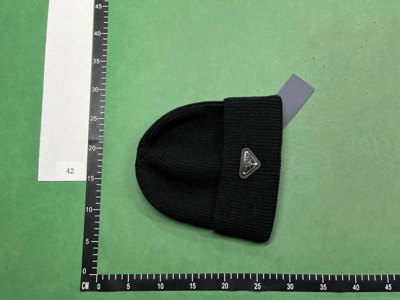 prada Knitted hat - 2