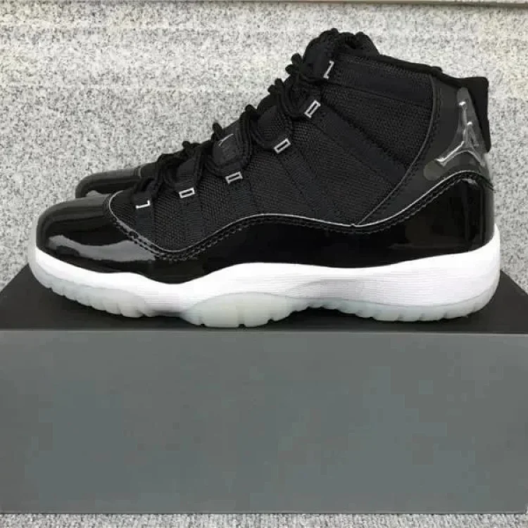 Air Jordan 11 shoes
