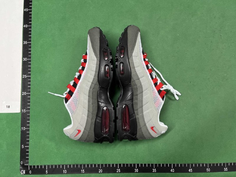 Nike Air Max 95 - 4