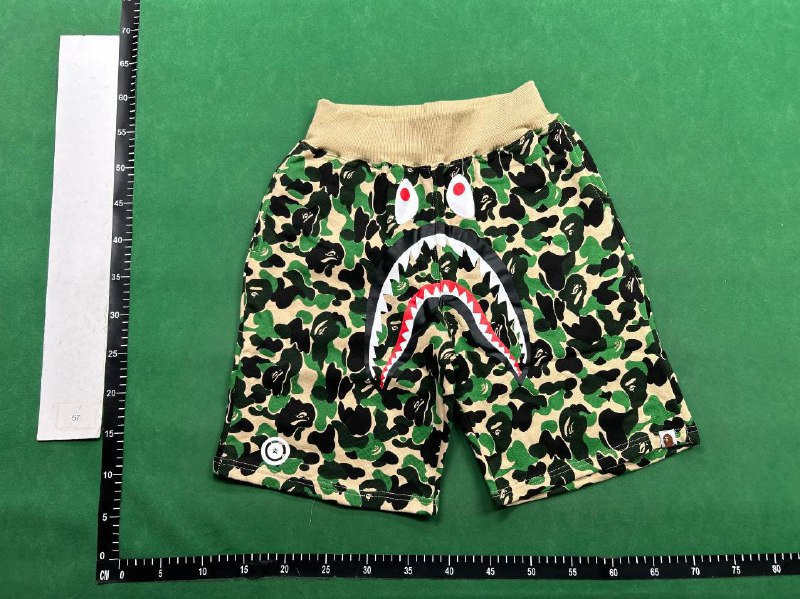 BAPE short - 4