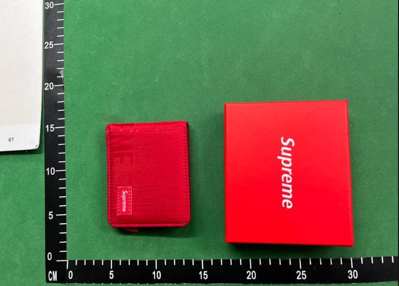 Supreme wallet                                                           - 2