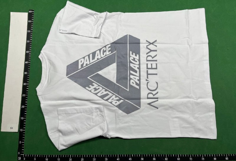 palace T-shirt - 3