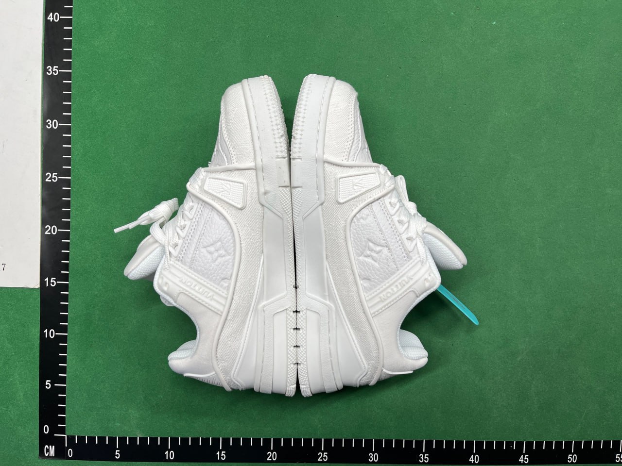  Louis Vuitton trainer - 2