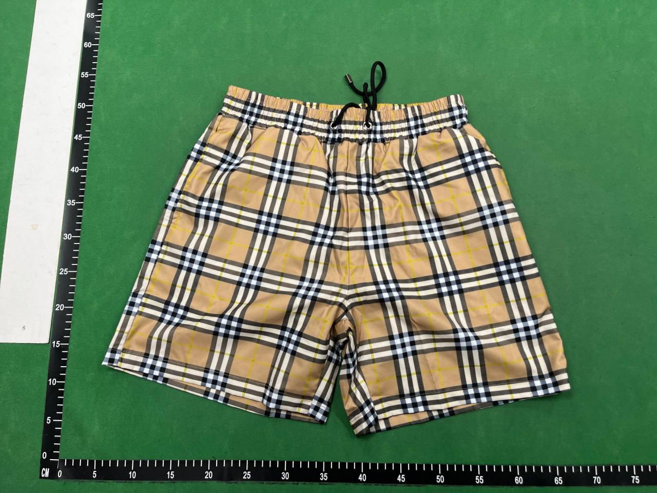  Burberry Shorts - 3